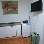 아파트호텔 Portal De Leon 3*