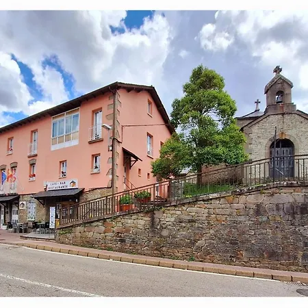 Portal De Leon 3*
