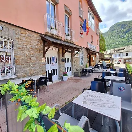 Portal De Leon Apartmanhotel 3*