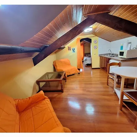 Apartmanhotel Portal De Leon 3*